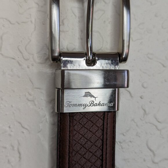 Tommy Bahama* Men's Reversible‎ Tan/Black Coated Leather Belt~ Size XL (42"-44") - Picture 1 of 10